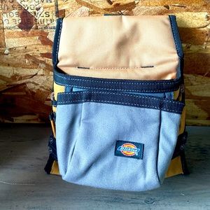 10S1.  Dickies Tool belt (unused)